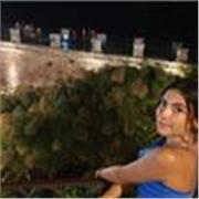 Docente di inglese con diploma anche in spagnolo. Disponibile per qualsiasi materia linguistica