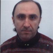 Docente di matematica impartisce lezioni di fisica e/o matematica a studenti delle superiori o universitari