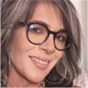 Vuoi imparare l’italiano attraverso il cinema, la letteratura , la cucina , i viaggi . Contattami 