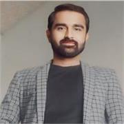 Passionate Zoology Graduate Teaching O-Level Biology with Interactive Learning Methods. 