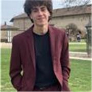 Offro supporto ai bambini delle elementari e medie, dando lezioni private di tutte le materie umanistiche.
