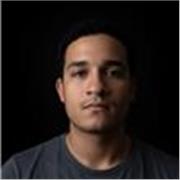 Profesor de inglés conversacional con amplia experiencia en educación personalizada