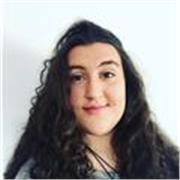 Soy maestra de educación primaria y pedagoga, con experiencia en refuerzo escolar y preparación de exámenes en primaria y ESO