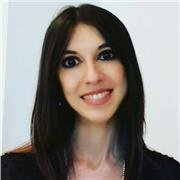 Licenciada en Matemáticas y Profesora de Ed. Secundaria y Bachillerato imparte clases de matemáticas