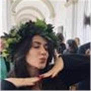 Laureata offre ripetizioni di inglese per ripetizioni, compiti, conversazioni e molto altro