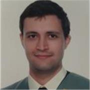 Licenciado en Filosofía (con seminarios teóricos), Criminología y Mediación con experiencia en la resolución de conflictos