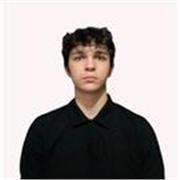 Cualquier asignatura de primaria y ESO, especialidad en lenguas e historia.