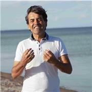 Sport und Englisch Tutor, der Aller Altersgruppen unterrichtet