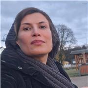 Experienced in English teaching and physics
