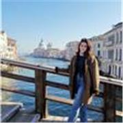 Laureata in antropologia e studentessa magistrale in psicologia clinica. Ragazzi delle medie e superiori