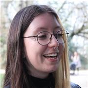 Etudiante donne soutien scolaire (francais, grammaire, orthographe, EMC, Histoire-géographie, techno)