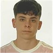 Me defino como una persona que le gusta enseñar deporte e inclusión a personas de todas las edades y todo tipos de personas. 