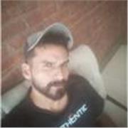 Clase de historia, lengua y filosofía, así mismo alto grado de entendimiento en epistemología,metodología, letras, sociología