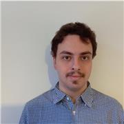 Offro lezioni, soprattutto di materie umanistiche, lingua inglese e lingua francese, a bambini e ragazzi