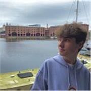 Hola 

Soy un universitario de 18 años con muchas ganas de trabajar y ayudar a niños que tengan problemas con el Inglés.

Aparte de estar estudiando un grado bilingüe, estuve haciendo Year 9 (3 ESO) en Inglaterra. 

No dudes en contactar conmigo