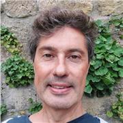 Professeur de Yoga donne cours particulier sur Paris. Tous niveaux. Postures, respirations et méditations