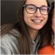 Estudiante responsable y con buen expediente académico se ofrece para apoyar y reforzar a estudiantes de primaria tanto en asignaturas que puedan tener dificultades, así como realización de tareas y deberes. Fundamentalmente puedo apoyar en las siguientes