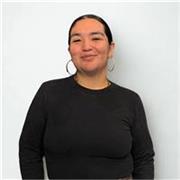 Licenciada en artes, institutriz de todas las edades, especializada en el desarrollo del dibujo y la creatividad