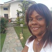 Laureata in historias e scienza sociale a Cuba università di l' Havana