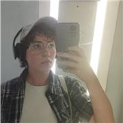 Graduada en Física estudiando máster enfocado a la electrónica y los semiconductores.