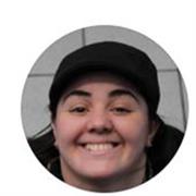 Profesora todo en uno, divertido y dinamico