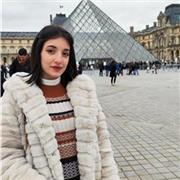 Hi everyone! Mi chiamo Miriam e sono laureata in Lingue e Culture Comparate con focus sulle lingue Inglese e Cinese