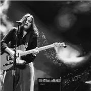 Lezioni di Chitarra, Musica e Songwriting. Personalizzate per ogni studente.