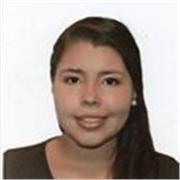 Profesora con licenciatura en educación básica y énfasis en matemáticas