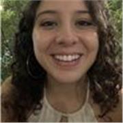 Studentessa universitaria di lingue (inglese e spagnolo) impartisce lezioni di italiano in quanto madrelingua