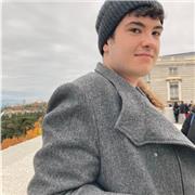 Estudiante de historia imparte clases de historia, historia del arte, latín y geografia