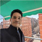 Ingeniero electricista imparte clases de matemáticas, buscando siempre la forma de hacer comprender de forma sencilla