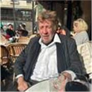 Apprentissage de l'elaboration d'un resume de texte en un nombre limite de mots