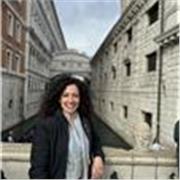 Laureata in pedagogia e scienze umane. Offro lezioni non solo per materie umanistiche. Disponibile anche per aiuto compiti