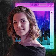 Clases de Diseño Gráfico y UX/UI en Madrid: ¡Descubre la Creatividad desde tu Hogar!
Soy una apasionada diseñadora gráfica y especialista en UX/UI. Estoy emocionada de compartir mi conocimiento contigo a través de clases en línea desde Madrid.