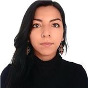 Professora de creación literaria, humanidades y sociales, enseñanza de português