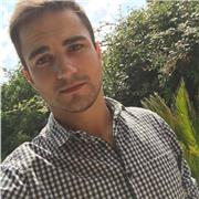 Tout savoir sur l'accueil et le service du client, combattre votre timidité et améliorer votre prestance.