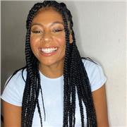 Laureanda in lingue per il commercio internazionale