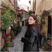 Laureata in Italiano L2 impartisce lezioni