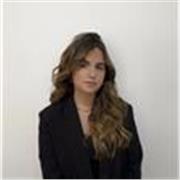 Profesora para dar clases de derecho. Graduada por la Universidad de Zaragoza y Máster de Acceso a la Abogacía en Madrid