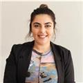Ingilizce, Matematik, Psikoloji alanlarında İngilizce ve Türkçe dillerinde ders verilmektedir