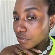 Lingua madre in portoghese, rispetto il tempo di ogni individuo con amore e dedizione .