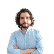 Diseñador gráfico y web titulado. Imparto clases que profundizan en los fundamentos del diseño para desarrollo creativo