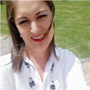 Profesional en la fisioterapia y entrenamiento fisico. Diferentes técnicas pilates suelo, reformer, yoga, relajación profunda, masaje descontracturante,etc