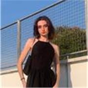 A parte de contar con un C1 en inglés, soy una persona a la que le apasiona el inglés. Daría clase a personas de todos los niveles