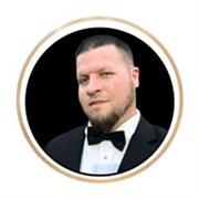 I'm a personal trainer who's gone through the journey of weight loss. My lessons are aimed anyone struggling with fitness. 