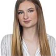 Me defino como una profesora de apoyo cercana. Doy clases particulares a alumnos de Primaria y ESO, en todas las materias.