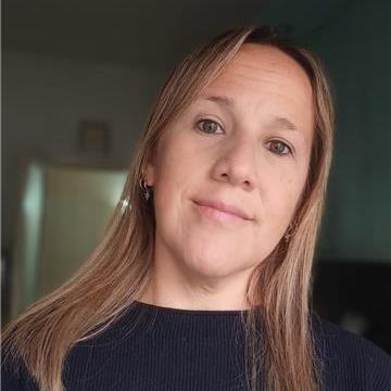 María