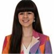 Diseñadora Gráfica especializada en dibujo, creatividad y una enseñanza
con una metodología práctica, dinámica y personalizada.