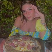 laureanda in giurisprudenza offre lezioni di materie umanistiche e scientifiche