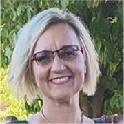 Maths teacher  with 7 years' experience offering private Maths lessons for secondary school students.